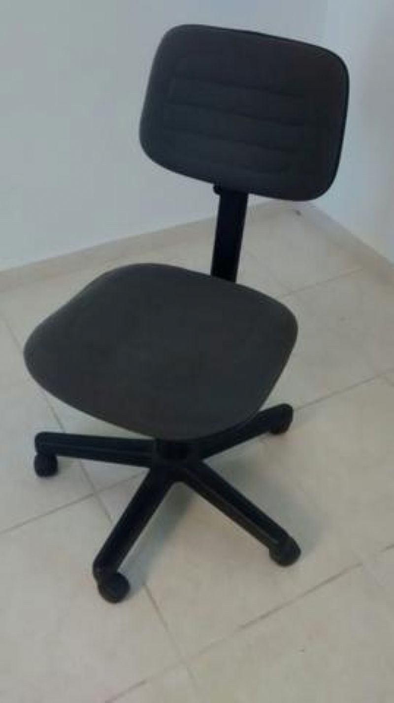 Cadeira giratoria para escritorio ou computador