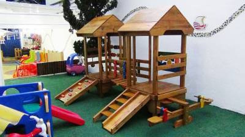 Playground de madeira em curitiba