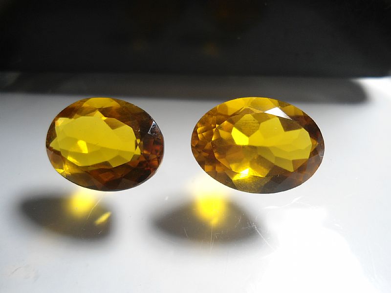 Citrino amarelo ouro - ct - total - 2 gemas