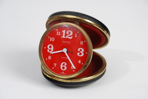 Relógio De Mesa Antigo Europa Germany Mostrador Vermelho