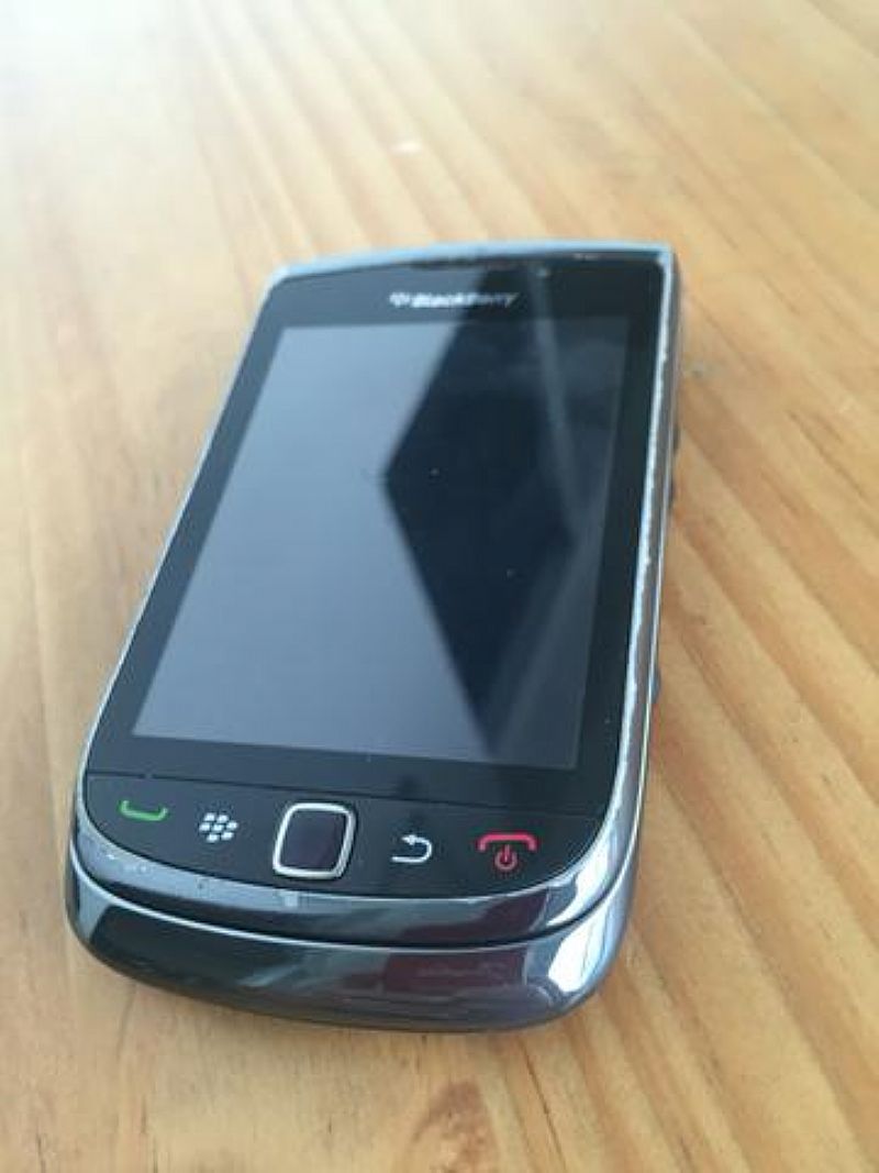 Celular blackberry torch  - camera 5.0 mp