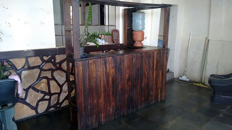Bar de madeira rustico a venda em Sete lagoas-mg