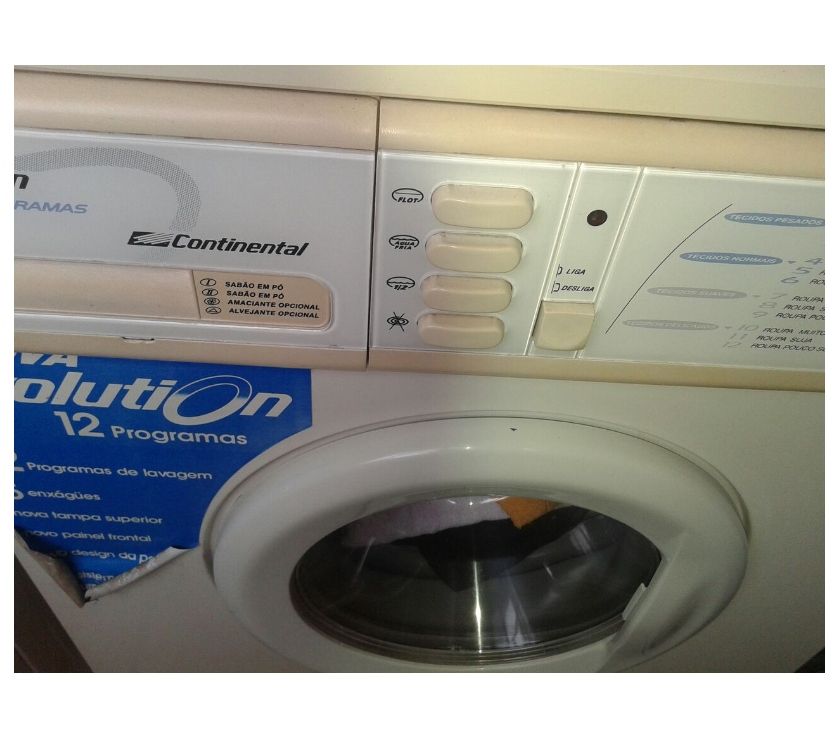 Máquina de Lavar Roupas - Continental