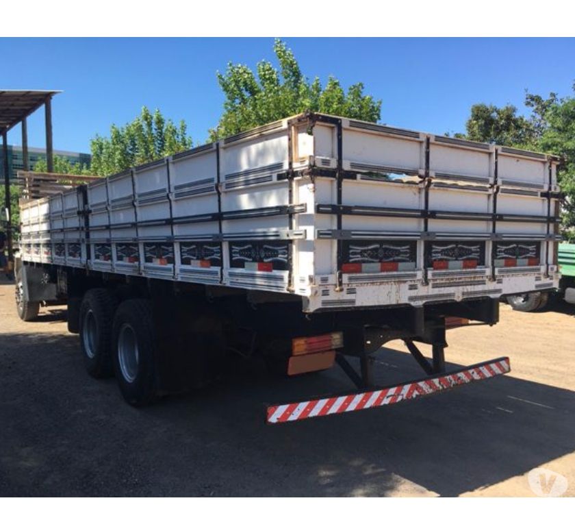 Ford Cargo  - Carroceria tampa alta - Truck 6x2