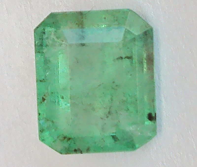 Pedra preciosa esmeralda retangular com 2,5 cts