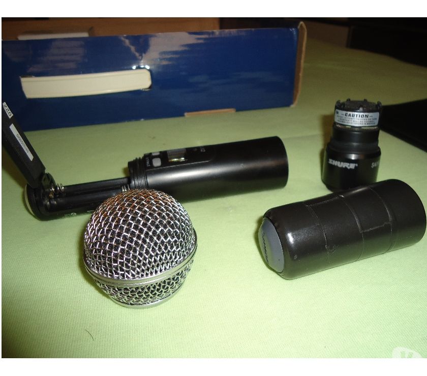 Microfone sem fio SHURE SLX SM58 (pouco uso)
