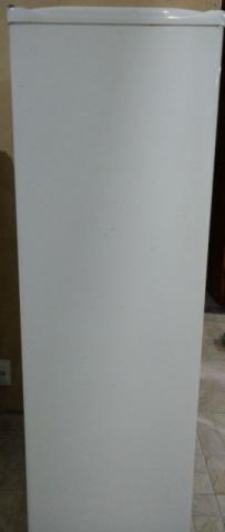 Freezer Vertical Consul Slim Mod. CVU19A - 190 Litros - 127V