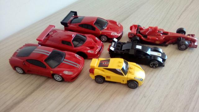 Coleção Carrinhos Ferrari