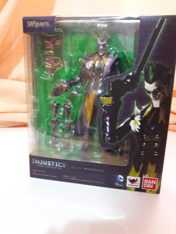 Joker Injustice SH Figuarts Coringa Bandai Batman Arkham DC