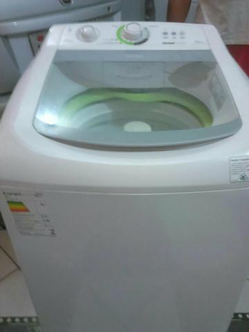Máquina de lavar bem conservada