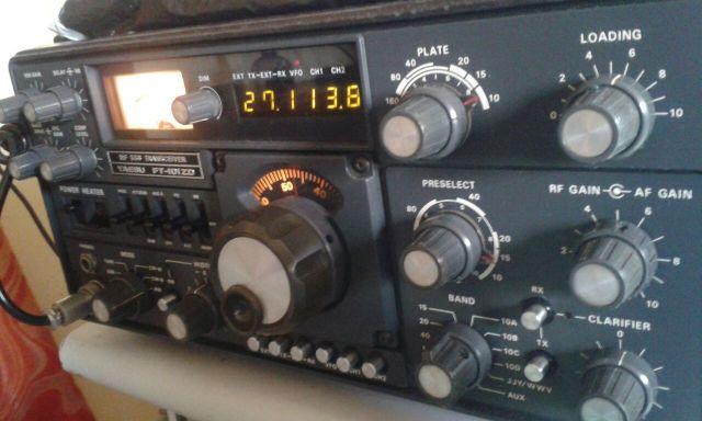 Radio amador yaesu 101zd e Delta 500