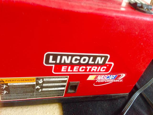 Maquina de solda MIG Lincoln electric 125HD