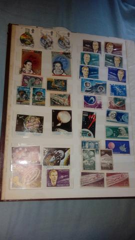 Album com selos diversos