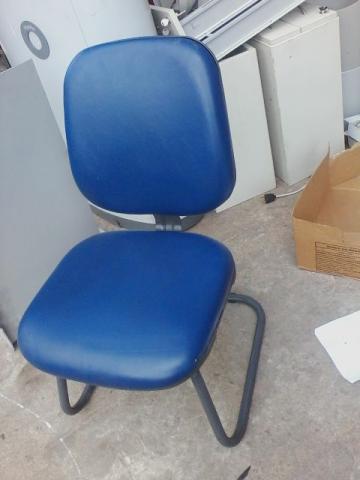 20 Cadeiras de Corvin cor azul