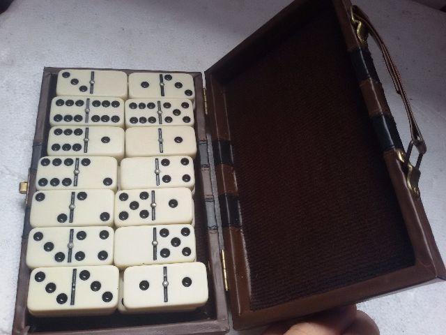 Dominó domino
