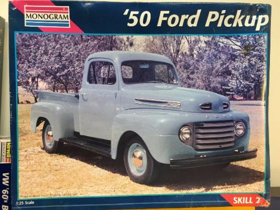 Kit de Plastimodelismo - Ford Pick-Up 