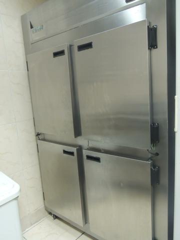Refrigerador de Inox 4 portas