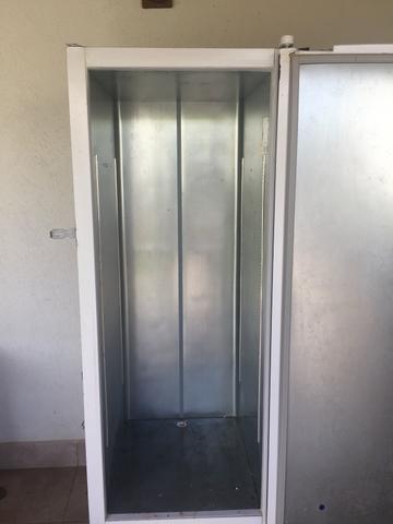 Freezer congelador vertical 1 ano de uso