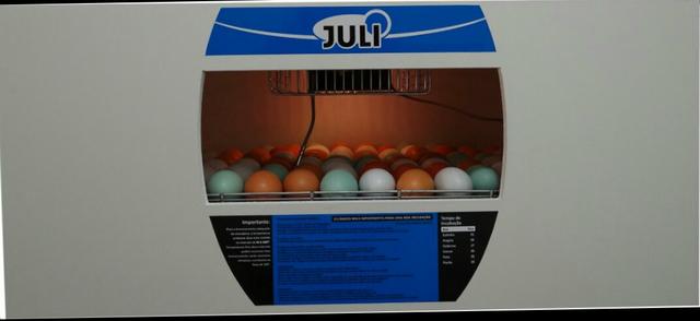 Chocadeira automática JULI com ovoscopio capacidade para