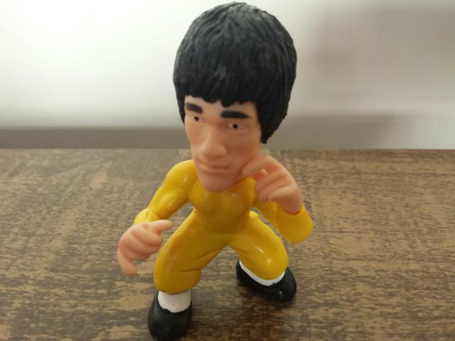 Mini boneco Bruce Lee
