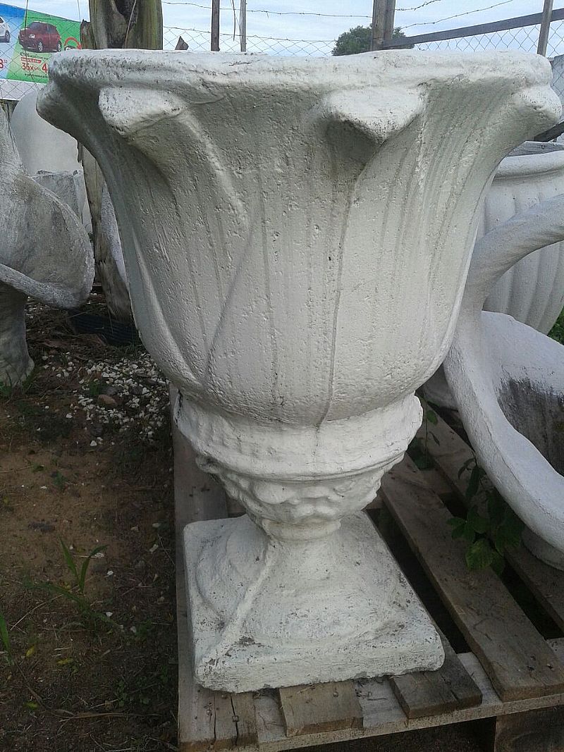 Vasos de concreto para jardim ou decoracao, cor branca, ou