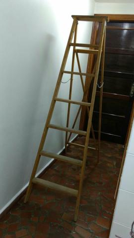 Escada madeira 6 degraus