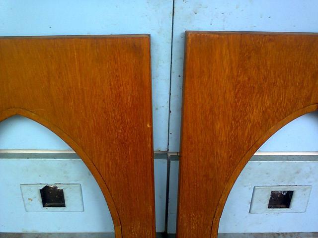 Madeira maciça - duas portas de estante 82x37 cm
