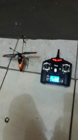 Helicoptero com controle remoto