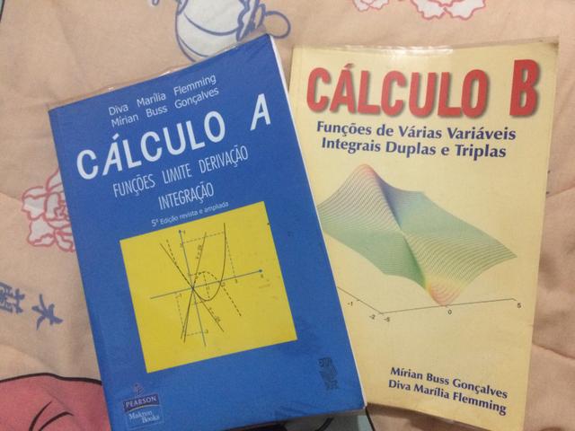 Livros "Cálculo A" e "Cálculo B" R$