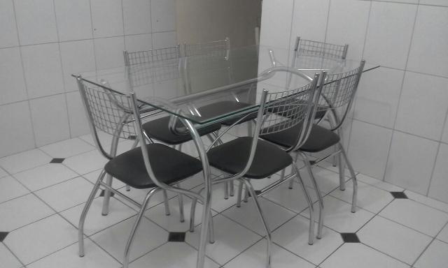 Mesa para cozinha com 6 cadeiras