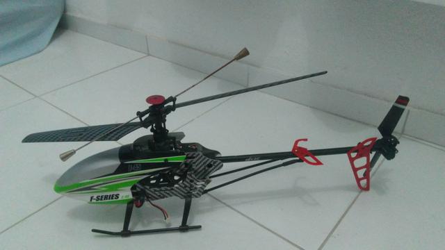 Helicoptero de Controle Remoto F645