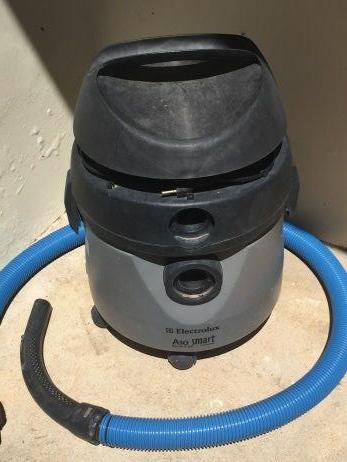 Aspirador de pó e água - Eletrolux - A10 Smart - w