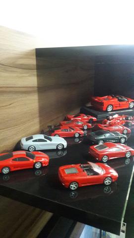 Coleção de carrinhos Ferrari posto shell
