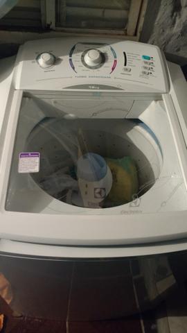 Máquina De Lavar Eletrolux 12k
