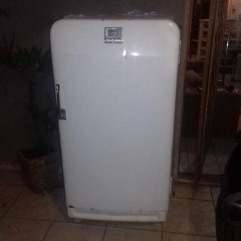 Refrigerador frigidaire