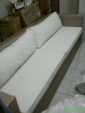 2 sofas de 3 lugares cada de aluminio e fibra sintetica