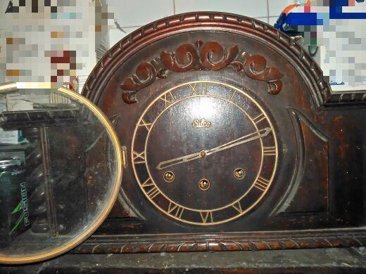 Antiguidade relógio de mesa