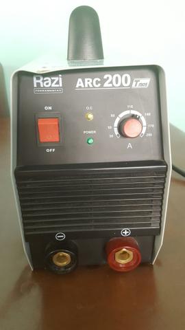 Máquina de Solda Eletrônica Inversor 200A Bivolt Razi