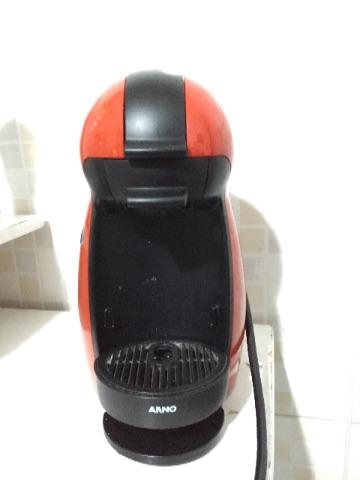 Cafeteira Expresso Arno Dolce Gusto