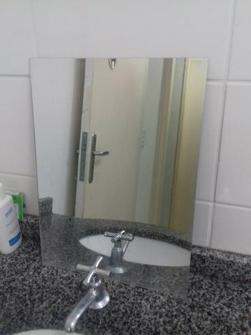 Espelho para parafusar na parede