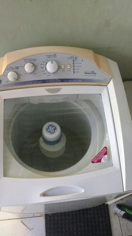 Máquina de lavar GE 12 Kg 750 R$