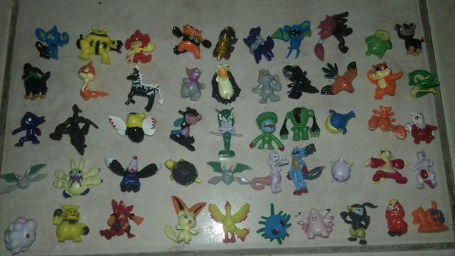 Pokemon Miniaturas lote com 24 unidades