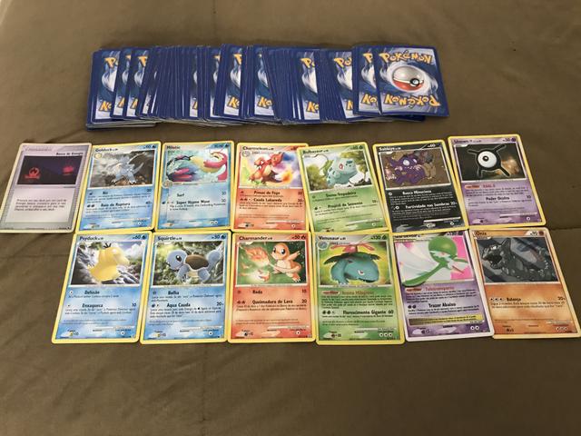 Coleção de cards Pokémon