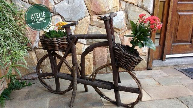 Bicicleta Feita em Madeira e Cipó P/ Plantas!Arte P/ Seu
