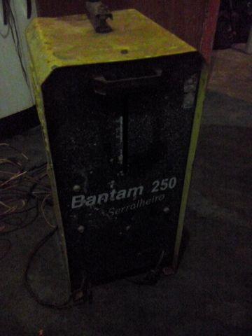 Máquina solda Bantam 250