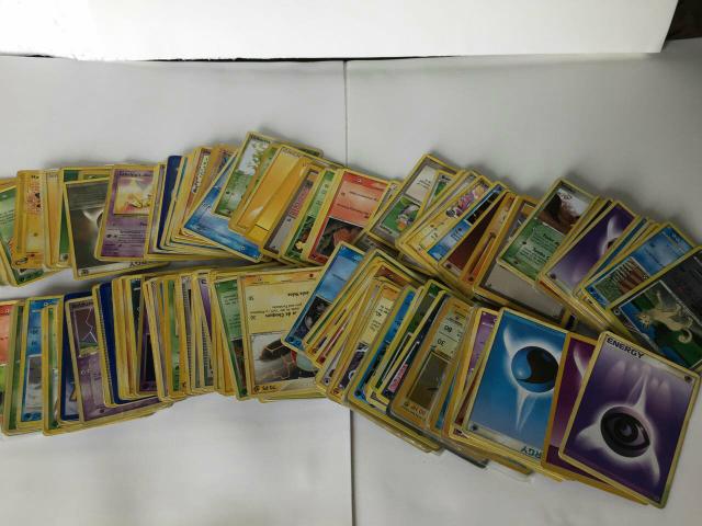 Cartas de Pokemon (+ de 200)