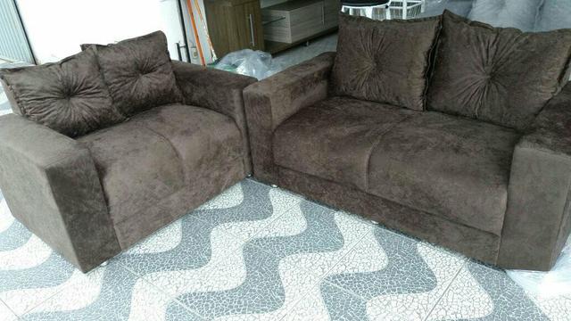 Conjunto de sofá 2 e 3 lugares tecido suede amassado