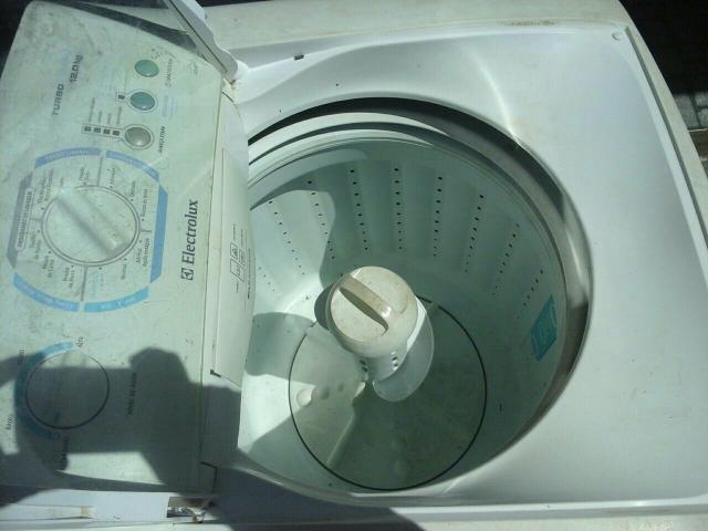 Lavadora de roupas 12kg