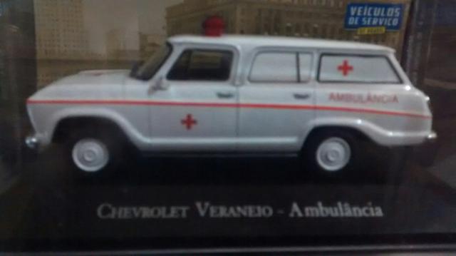 Miniatura Chevrolet Veraneio - Ambulância