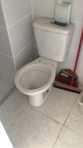 Vaso sanitário e caixa Deca